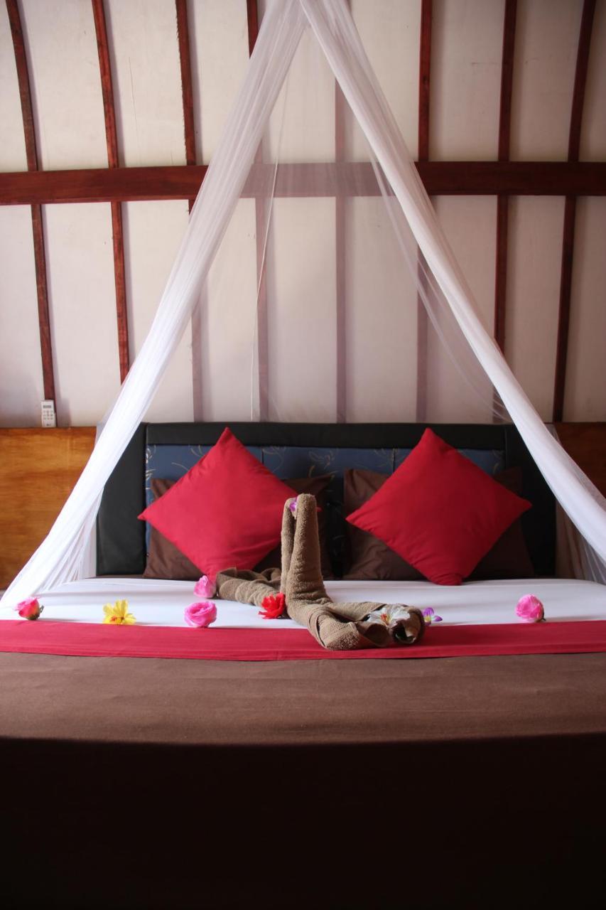 Mirna Homestay Gili Air Exteriör bild