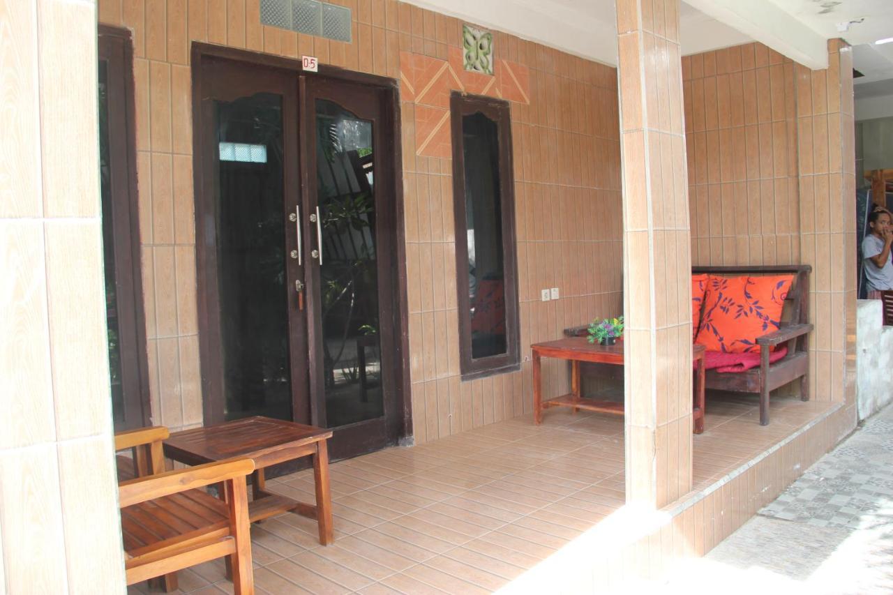 Mirna Homestay Gili Air Exteriör bild